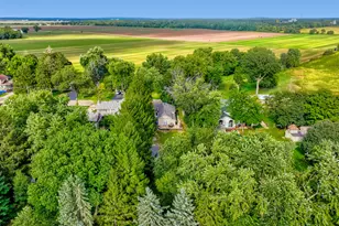 2S392 Harter Rd, Elburn, IL 60119 - Photo 5