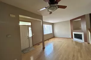 2254 Reflections Dr, Aurora, IL 60502 - Photo 5