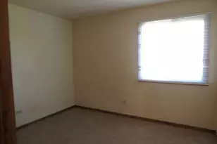 4120 Williamsburg Ct, Glenview, IL 60025 - Photo 9