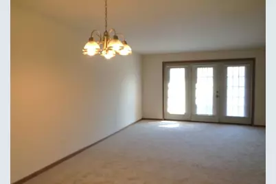 4120 Williamsburg Court #302, Glenview, IL 60025 - Photo 3
