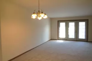 4120 Williamsburg Ct, Glenview, IL 60025 - Photo 3