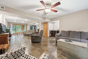 430 Spruce Dr, Schaumburg, IL 60193 - Photo 19