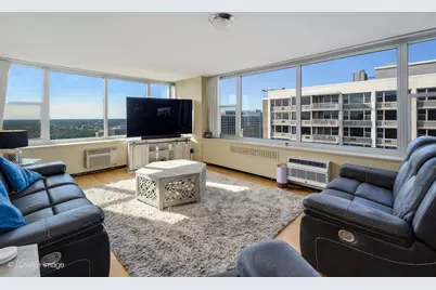 4250 N Marine Drive #2815, Chicago, IL 60613 - Photo 5