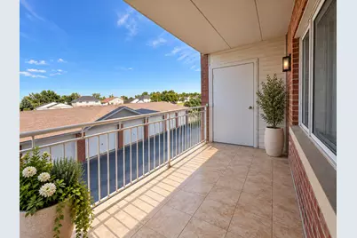 5500 W 115th Street #204, Oak Lawn, IL 60453 - Photo 9