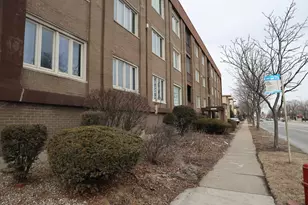 10048 S Pulaski Rd, Oak Lawn, IL 60453 - Photo 1