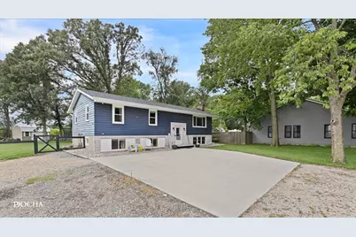 2714 N 3853rd Road, Sheridan, IL 60551 - Photo 3