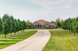 12890 Grandview Dr, Morrison, IL 61270 - Photo 5
