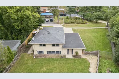 652 S Poplar Avenue, Elmhurst, IL 60126 - Photo 3