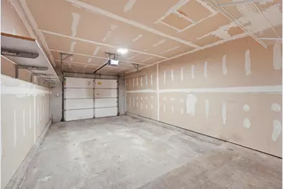 1083 Greenwood Circle, Woodstock, IL 60098 - Photo 7
