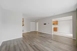 1083 Greenwood Cir, Woodstock, IL 60098 - Photo 23