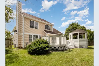 11 Lindsey Court, Bolingbrook, IL 60440 - Photo 3