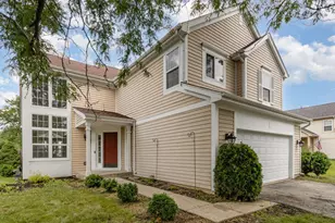 11 Lindsey Ct, Bolingbrook, IL 60440 - Photo 1
