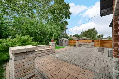 8224 Laramie Avenue, Burbank, IL 60459 - Photo 27