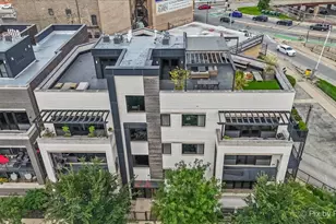 1334 W Walton St, Chicago, IL 60642 - Photo 1