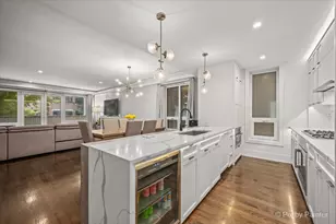 1334 W Walton St, Chicago, IL 60642 - Photo 11