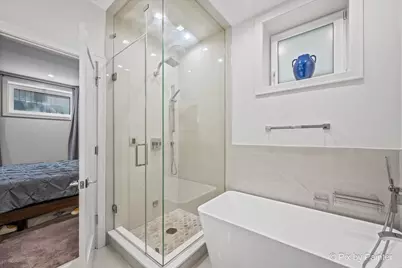 1334 W Walton Street #1W, Chicago, IL 60642 - Photo 15