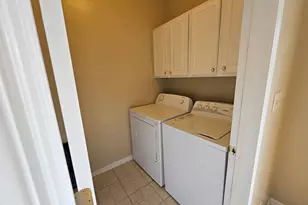 1331 New Haven Dr, Cary, IL 60013 - Photo 11