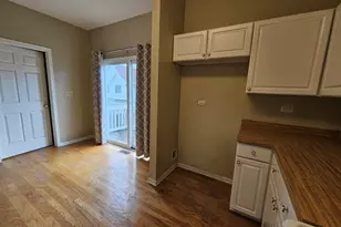 1331 New Haven Dr, Cary, IL 60013 - Photo 9