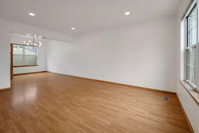 1127 Ashbrook Drive, Mundelein, IL 60060 - Photo 5