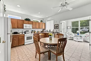 11723 Wildrose Dr, Huntley, IL 60142 - Photo 15