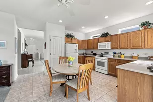 11723 Wildrose Dr, Huntley, IL 60142 - Photo 17