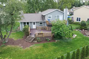 10 Canterbury Ct, Streamwood, IL 60107 - Photo 31