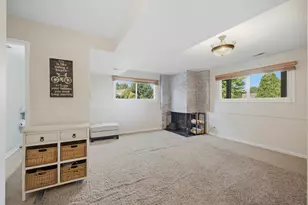 10 Canterbury Ct, Streamwood, IL 60107 - Photo 19