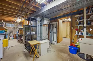 10 Canterbury Ct, Streamwood, IL 60107 - Photo 23