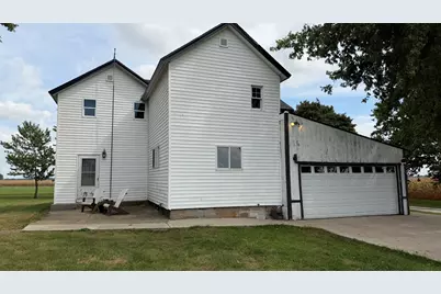 6151 Cunniff Road, Tampico, IL 61283 - Photo 3
