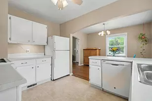 1115 Hovey Ave, Normal, IL 61761 - Photo 11
