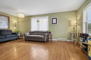 1115 Hovey Ave, Normal, IL 61761 - Photo 5