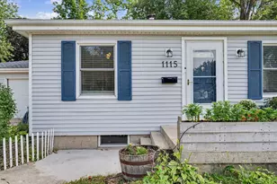 1115 Hovey Ave, Normal, IL 61761 - Photo 3