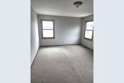 12 Mill Pond Drive, Glendale Heights, IL 60139 - Photo 21