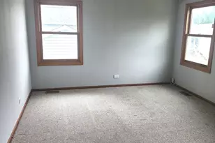 12 Mill Pond Dr, Glendale Heights, IL 60139 - Photo 21