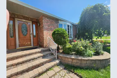 12 Mill Pond Drive, Glendale Heights, IL 60139 - Photo 3