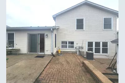 12 Mill Pond Drive, Glendale Heights, IL 60139 - Photo 27