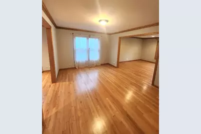 12 Mill Pond Drive, Glendale Heights, IL 60139 - Photo 7