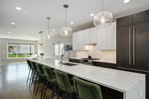 2544 W Warren Blvd, Chicago, IL 60612 - Photo 3