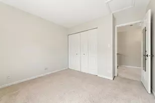 1219 Oak Ridge Dr, Streamwood, IL 60107 - Photo 21
