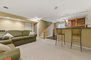 1219 Oak Ridge Dr, Streamwood, IL 60107 - Photo 25