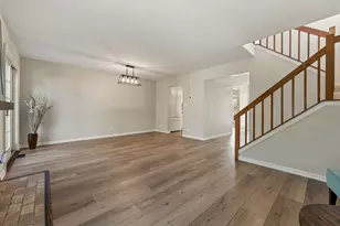 1219 Oak Ridge Dr, Streamwood, IL 60107 - Photo 13