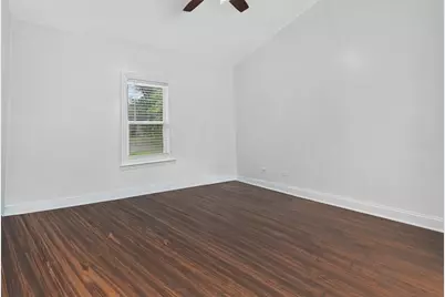 521 Elaine Terrace, Lakemoor, IL 60051 - Photo 11