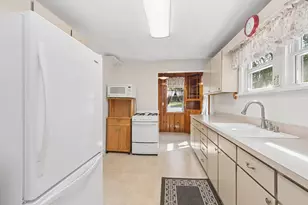 150 E 2nd Ave, New Lenox, IL 60451 - Photo 5