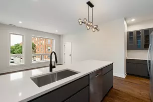 408 E 50th Pl, Chicago, IL 60615 - Photo 9