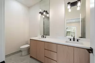 408 E 50th Pl, Chicago, IL 60615 - Photo 15