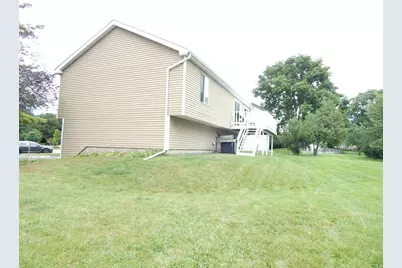 902 Garden Circle, Streamwood, IL 60107 - Photo 23