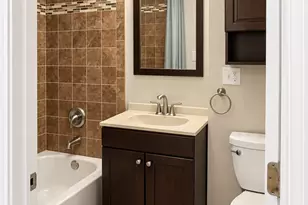 1120 W Grand Ave, Chicago, IL 60642 - Photo 31