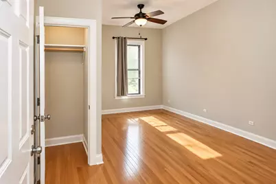 1120 W Grand Avenue #2, Chicago, IL 60642 - Photo 9