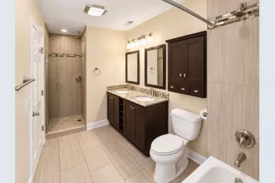 1120 W Grand Avenue #2, Chicago, IL 60642 - Photo 39