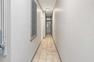 1120 W Grand Ave, Chicago, IL 60642 - Photo 47